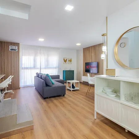Flatguest Luxury Terrace Loft - Wifi Appartement